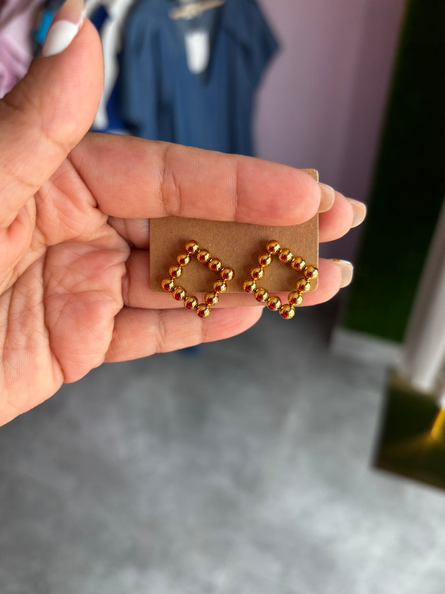 dots earrings