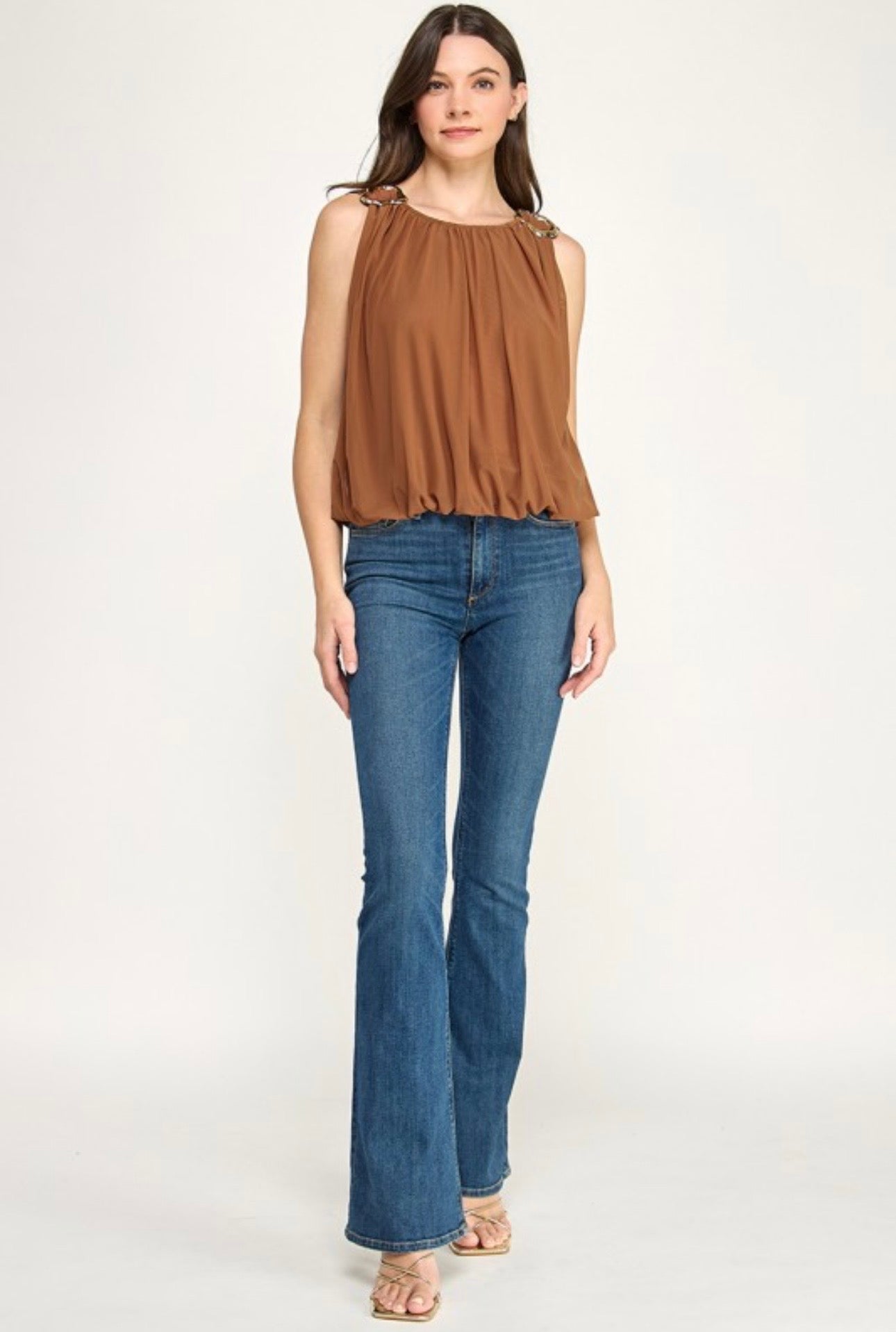 Camel top