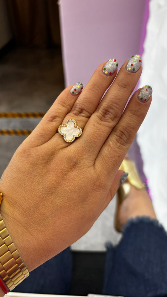 Flora gold ring