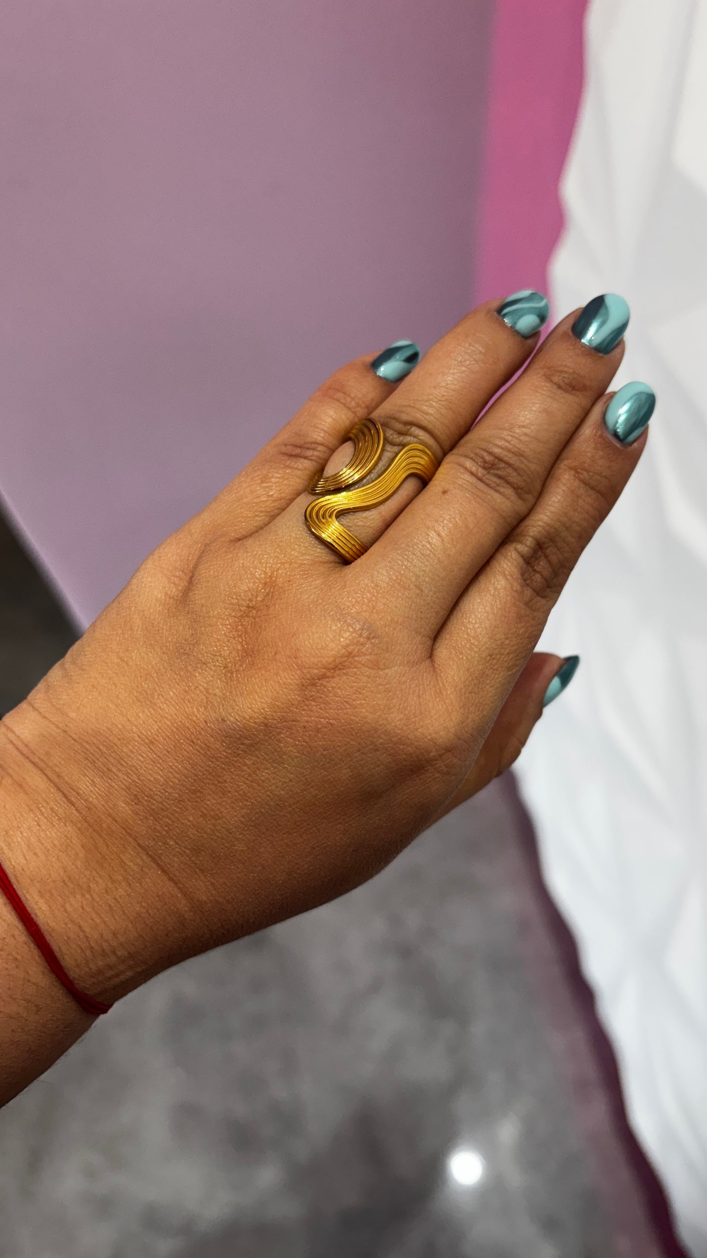 Scandal gold ring