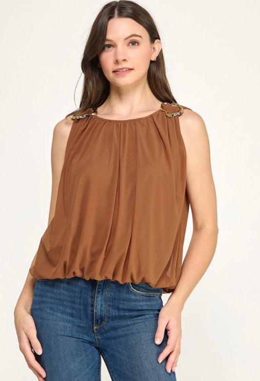 Camel top