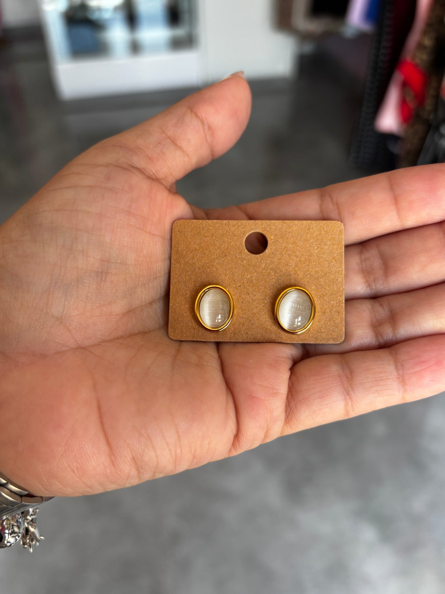 Pear-gold earrings