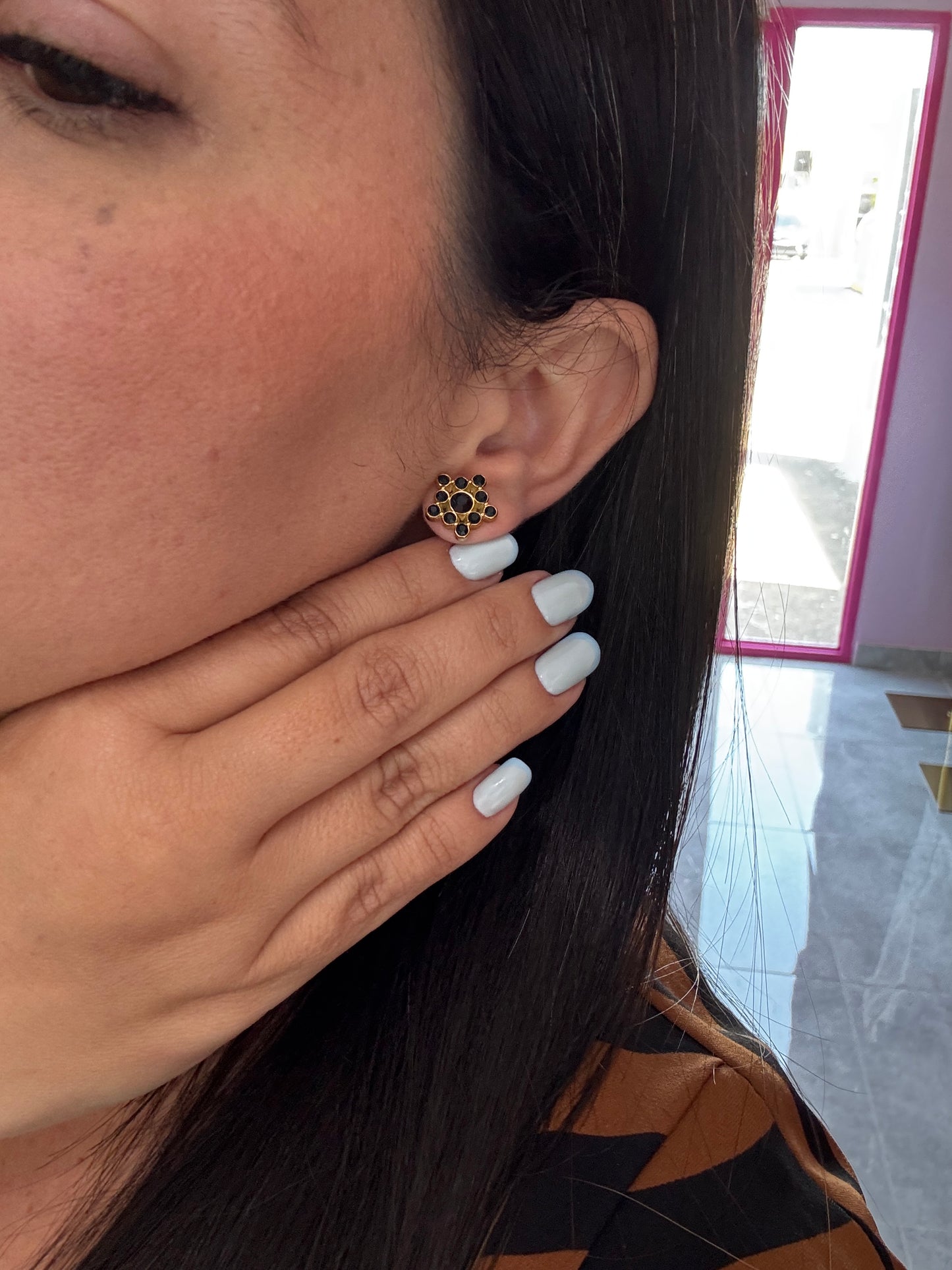 Black daily earrings