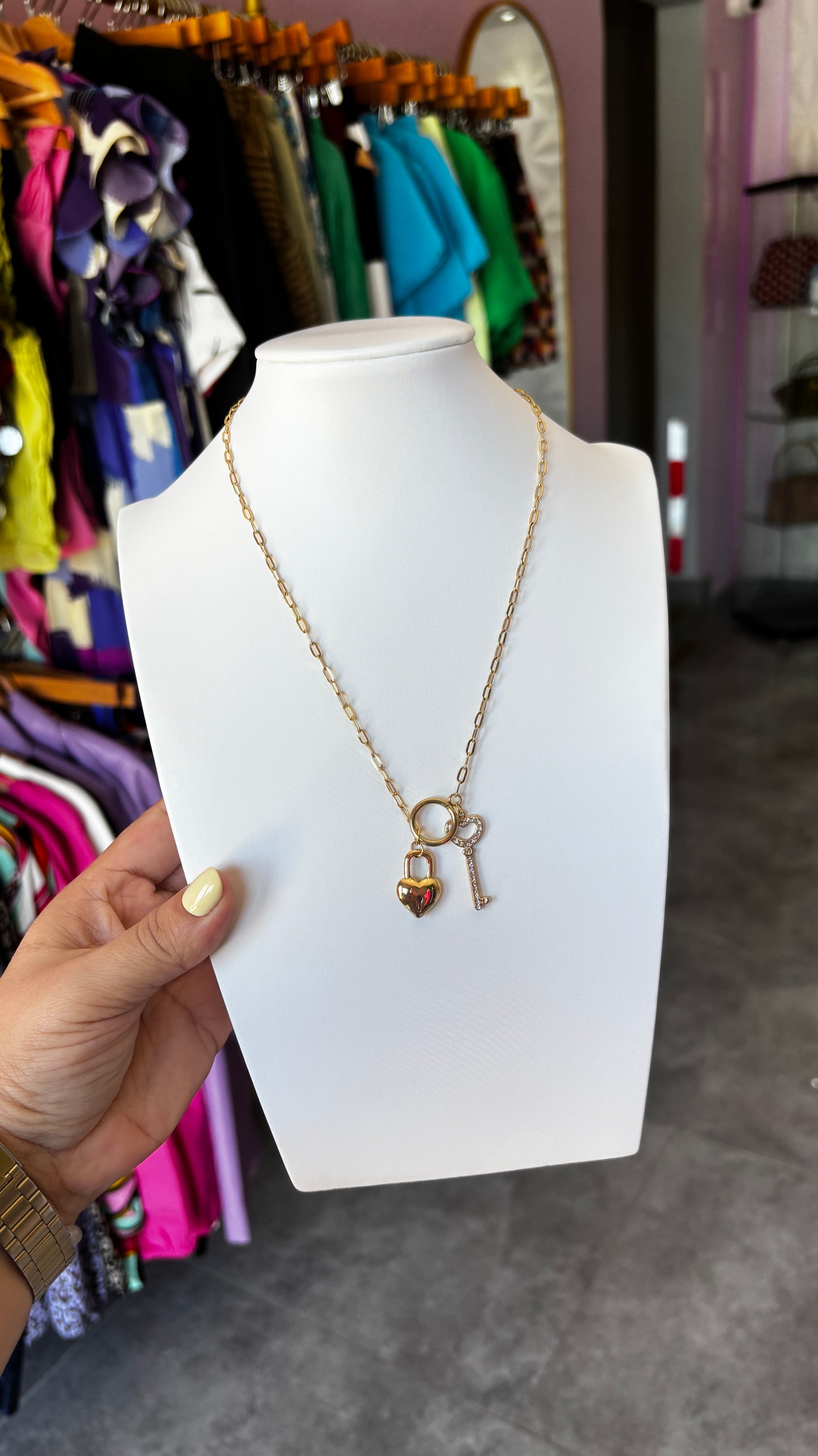 Heart keys neackles