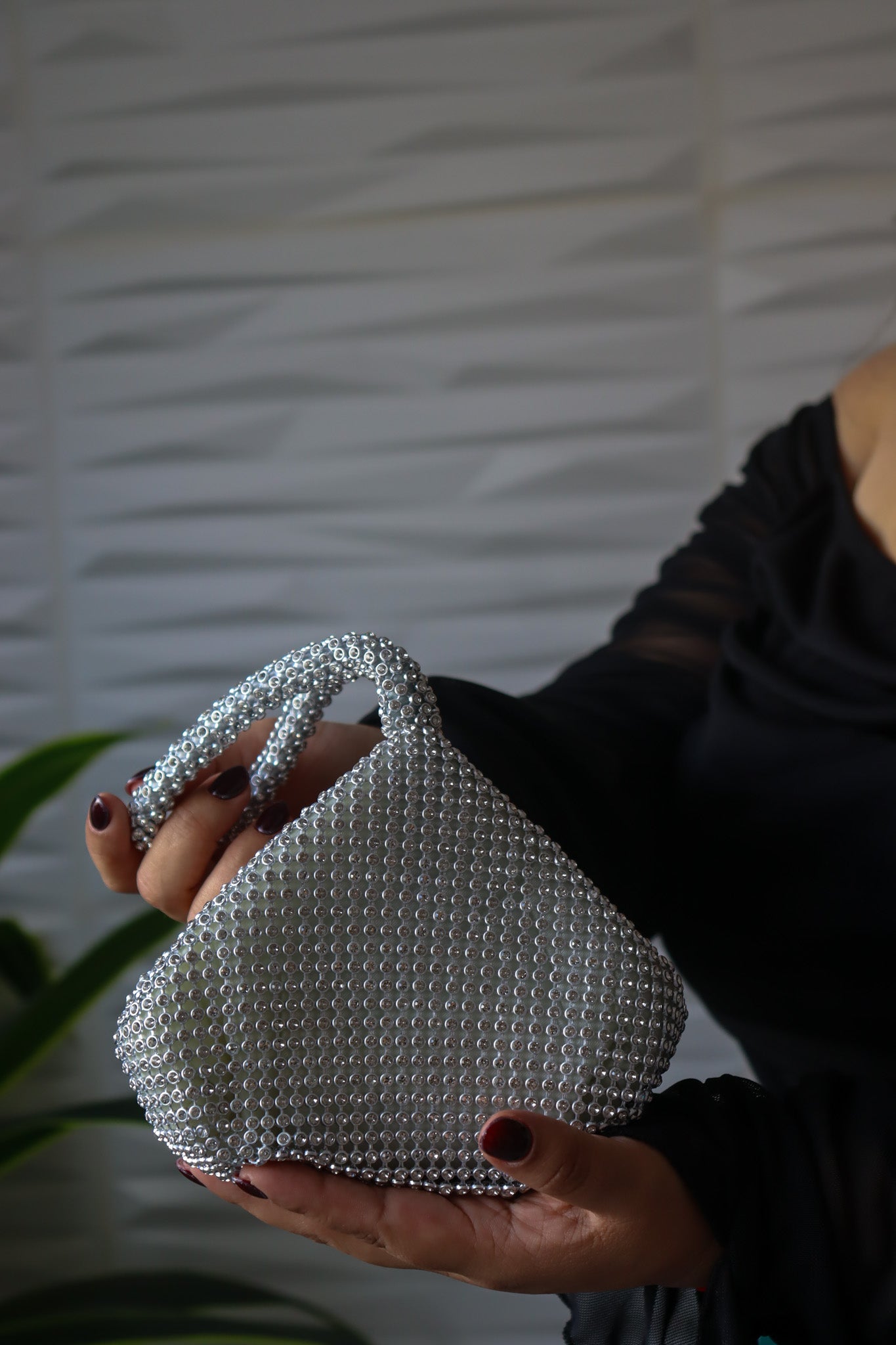 Shine clutch